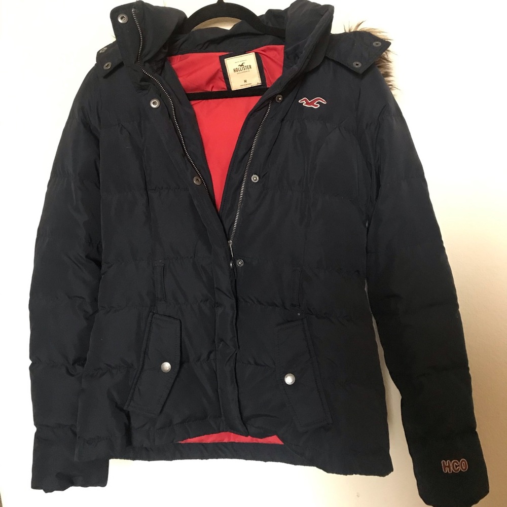 Hollister detachable fur hood puffer jacket